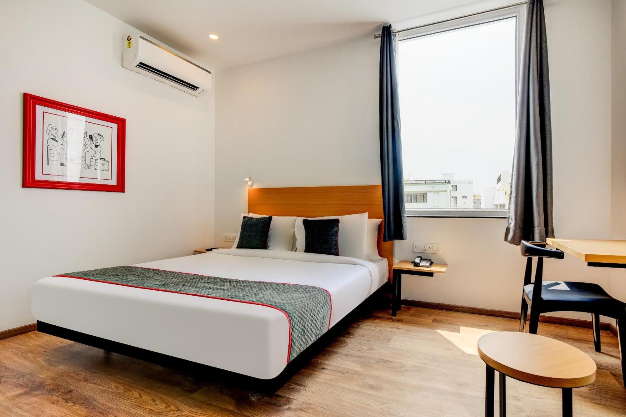 Townhouse 207 Hotel Downtown My Stay Jaipur Bagian luar foto